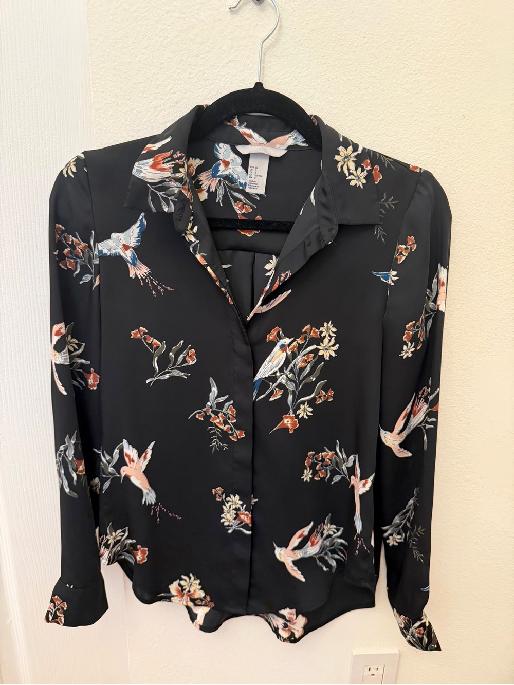 H&M Black Floral & Bird Print Blouse